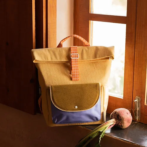 Mochila de pana color amarillo Sticky Lemon