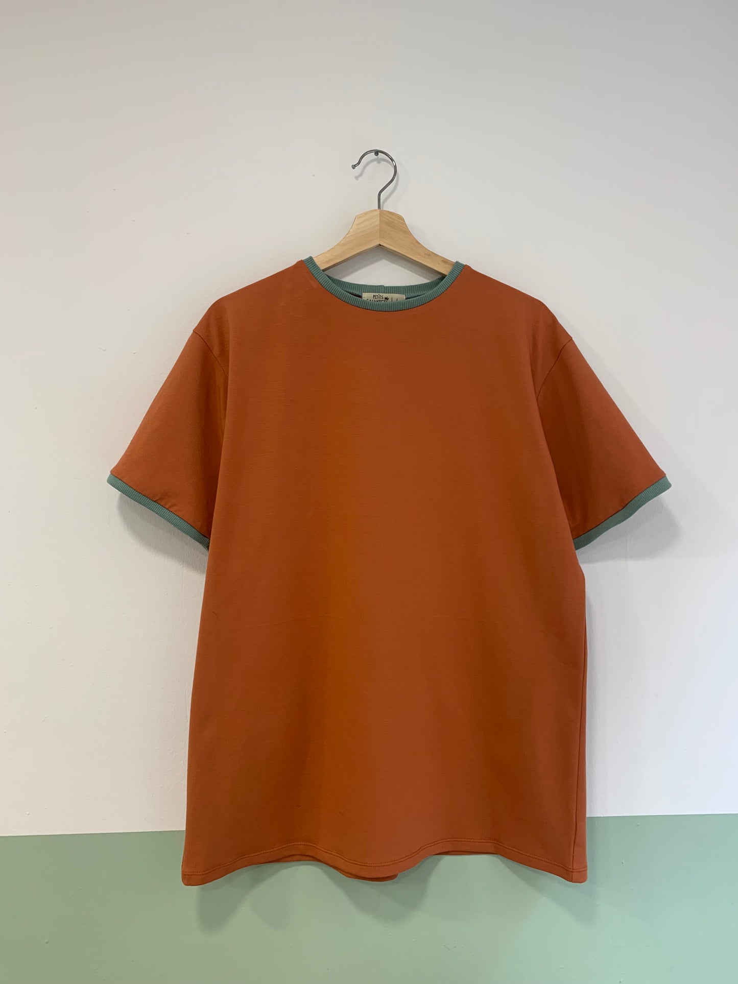 tile t-shirt