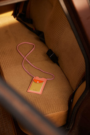 Bolso porta móvil · coral pink + reed green · wonders of the sea · de Sticky Lemon