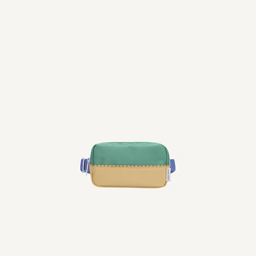 Garnet/pink sticky lemon belt bag