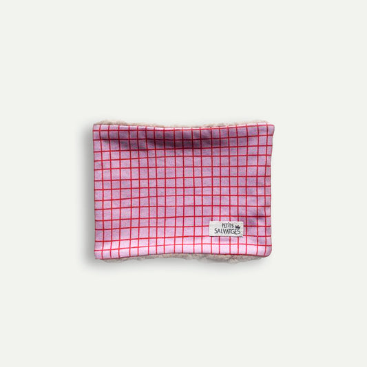 Children's pink checkered collar